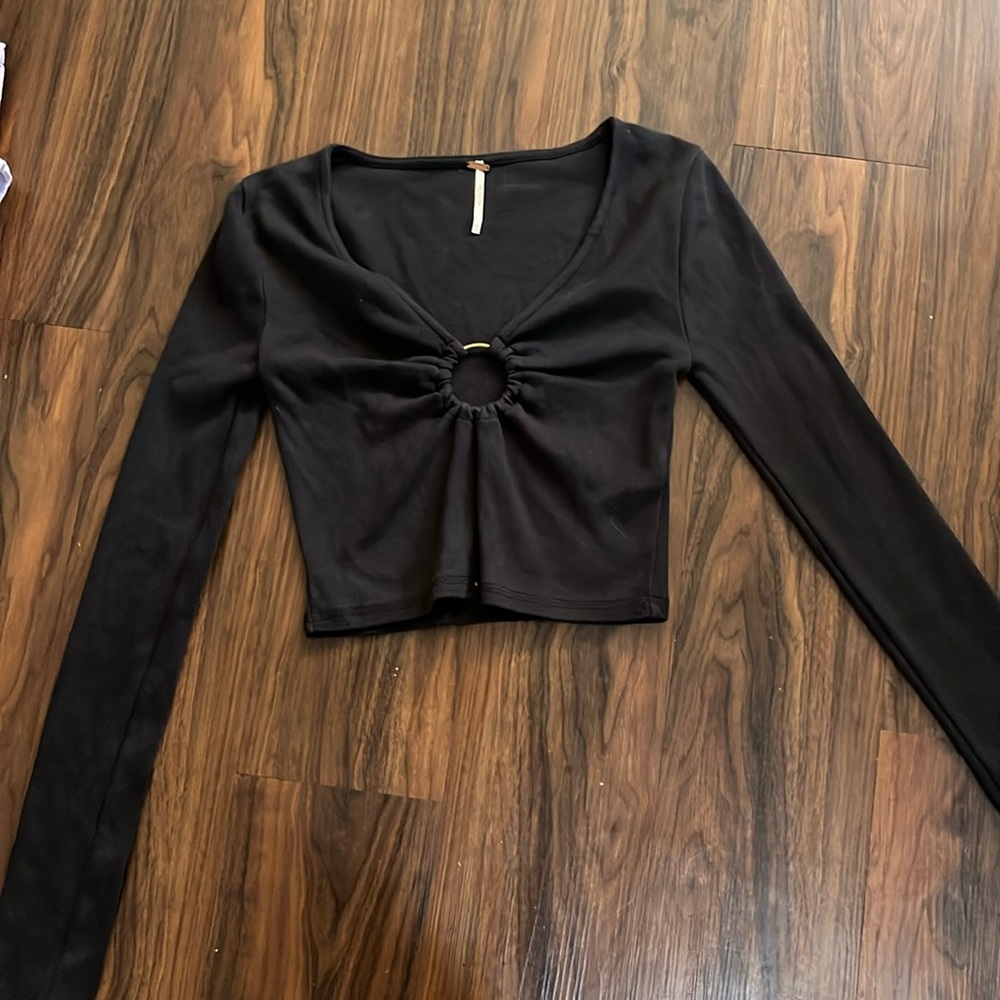 Free People Women’s Black Crop Top Ring Cutout